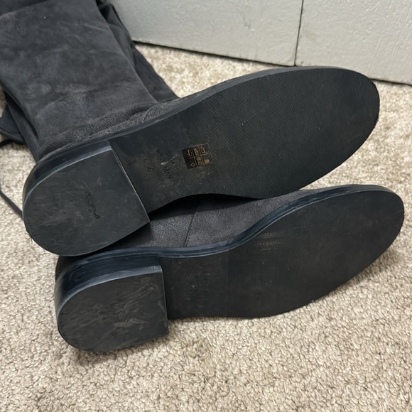 The Jocey - Slate Medium Gray Stretch Suede - Picture 5 of 5